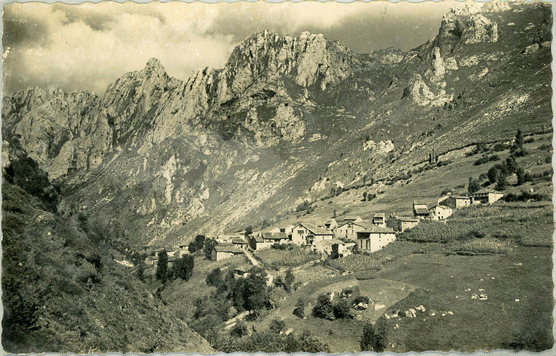 Vista general de Tielve - Cabrales, nº12