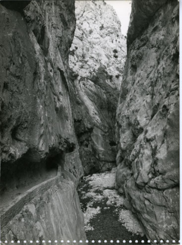 Gorges of Cares